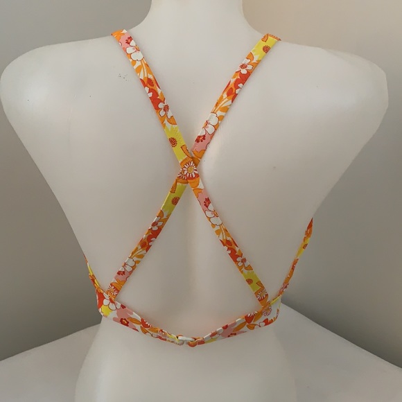 Aerie Large Triangle Bikini Top NEW - Picture 2 of 5